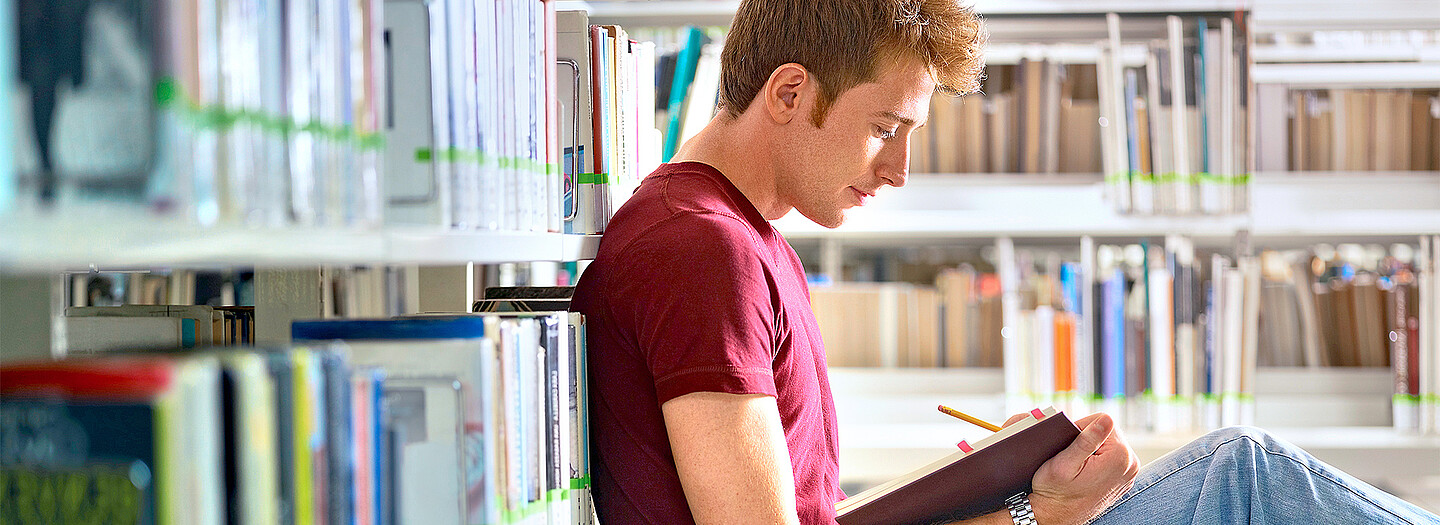 Bibliotheken als sozialer Lebensraum unterstützt durch die BayernLabo.